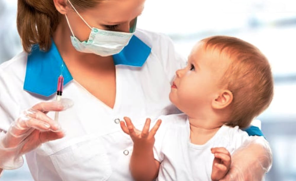 Зачем нам прививки и когда их ставить деткам